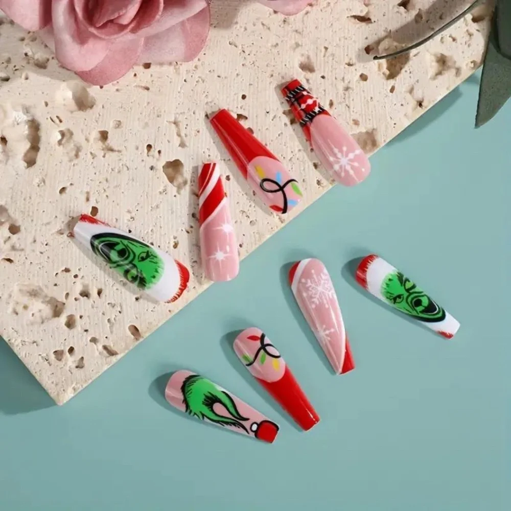 Press On Nails - Picture 3 of 5